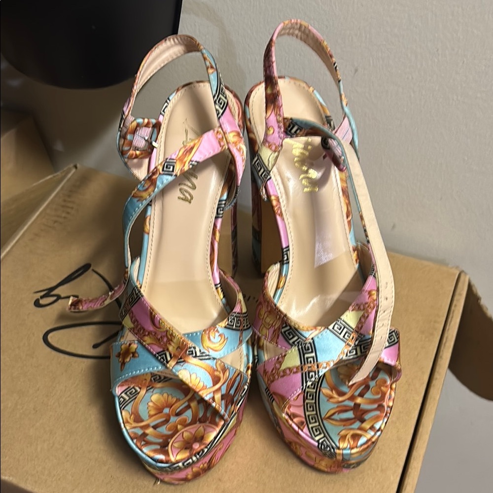 Multicolor Strappy Women's Sandals